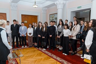 «За кулисами» парламентаризма